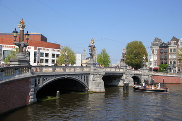 pont d'admsterdam