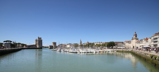 Obraz premium entrée du port de La Rochelle,tours,tour