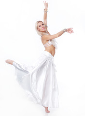 Obraz premium Belly dancer in a white dress.