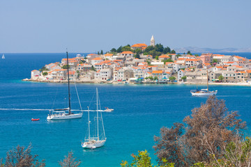 Naklejka premium Panoramiczny widok, Primosten koło Sibenika, Chorwacja