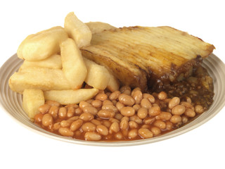 Cottage Pie with Chips and Beans