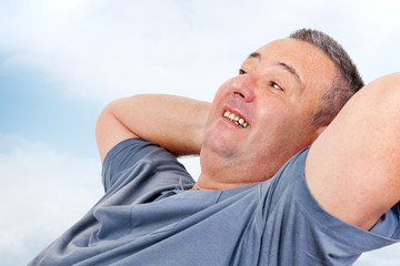 Obraz premium Man leans back