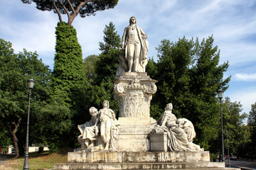 Goethe statue at Villa Borghese in Rome