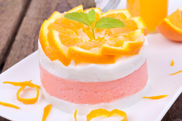 Nachspeise mit Orange