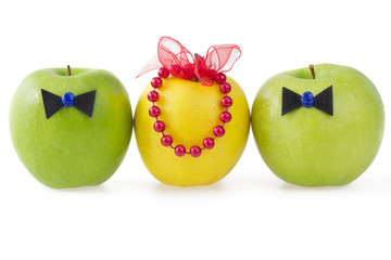 Three apples as a concept of competition between two male