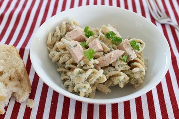 Nudelsalat nach Grußmutters Art