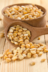Dry split yellow peas