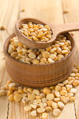 Dry split yellow peas