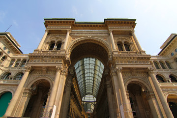 Fototapeta na wymiar Von Vittorio Emanuele Galeria w Mailand