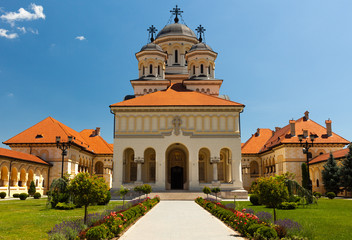 Fototapeta na wymiar Katedra koronacyjna w Alba Iulia w Rumunii