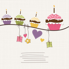 Cupcakes, Geschenke und Herzen