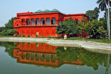 Lucknow, - Picture Gallery (Taluqdar Hall) - India