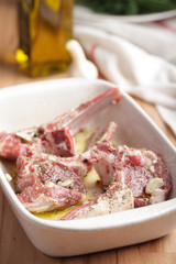 Marinated lamb cutlets