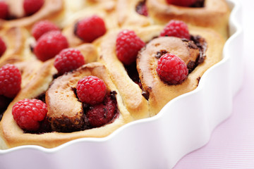 yeast, raspberry buns