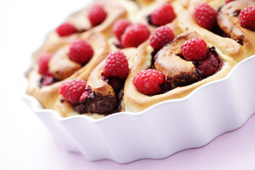yeast, raspberry buns