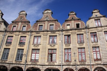 maisons à pignons chantournés