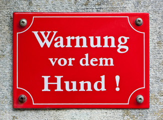 Hinweis, Warnung vor dem Hund