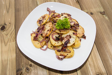 Heap of fried Potatoes on a plate