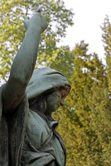 Grabmal auf dem Friedhof Hameln