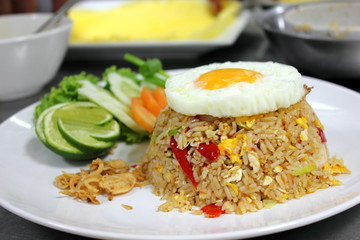 Fried rice with fried egg