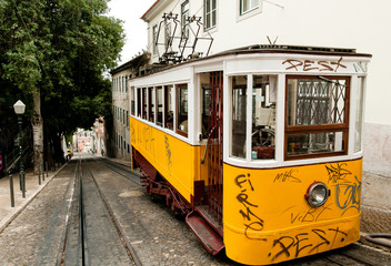 Fototapeta na wymiar Cable tram