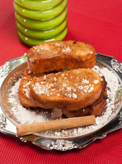 Portion of torrijas
