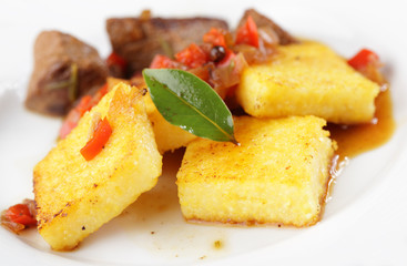 Polenta with meat