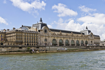 Fototapeta na wymiar D'Orsay Museum (dawny Gare d'Orsay) to muzeum w Paryżu, Francja