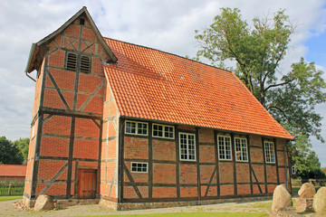 Kleine Fachwerkkirche in Damnatz (Niedersachsen)