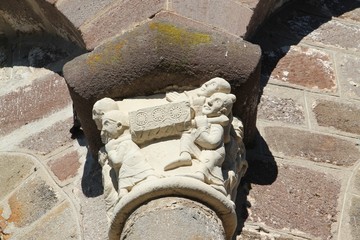 chapiteau de l'église de Lubersac.