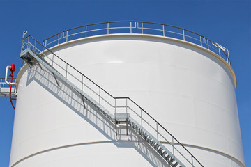 Fototapeta premium Oil storage tanks