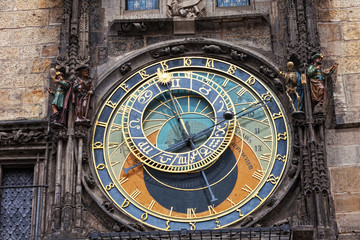 Fototapeta na wymiar Old astronomical clock in center square of Prague