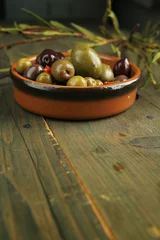 Foto op Plexiglas Variety of olives © pink candy