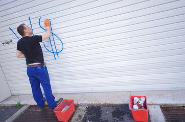 nettoyage de graffiti