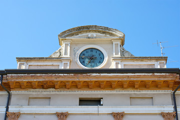 Biblioteca (particolare) - Chiaravalle (AN)