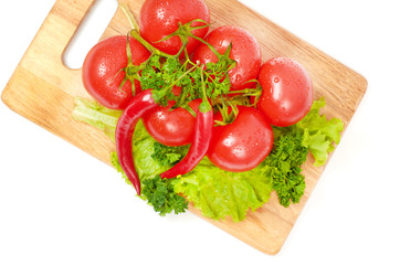 Composition with raw vegetables