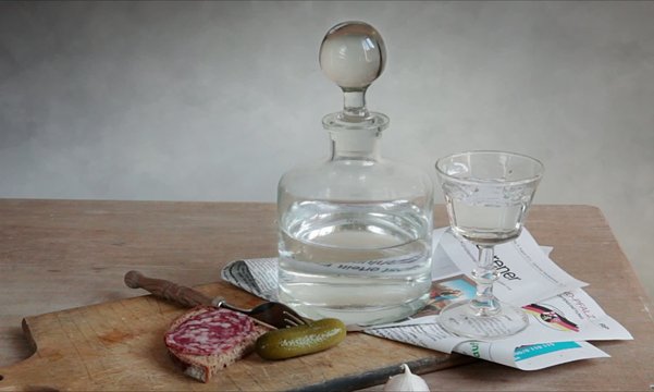 Stilleben mit Wasser