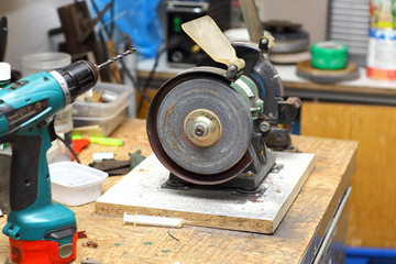 Workshop with sharpener