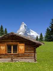 Almhütte mit Matterhorn