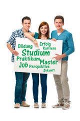 Studenten machen Präsentation zum Thema Bildung