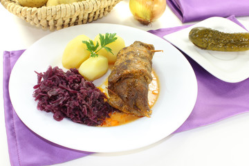 gefüllte Rinderrouladen mit Speck