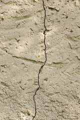 Schäden an Hauswand