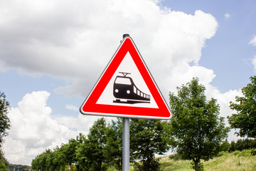 Gefahrzeichen - Unbeschrankter Bahnübergang