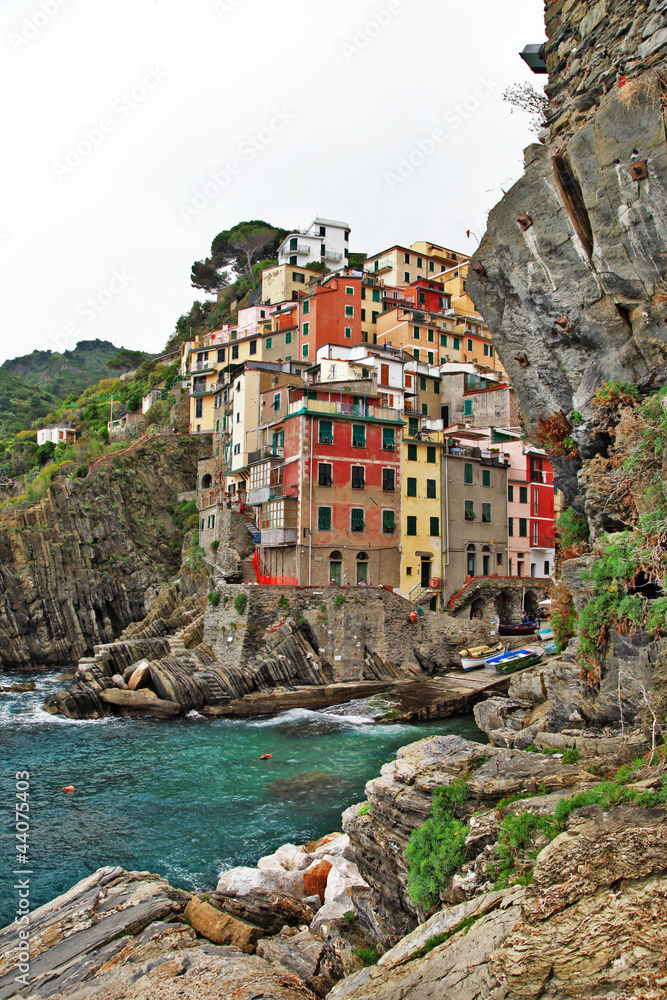 Wall mural colors of italy series - riomaggiore, cinque terre