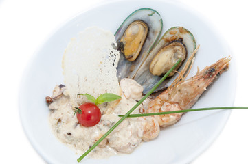 салат из морепродуктов