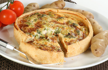 broccoli and cheddar cheese quiche