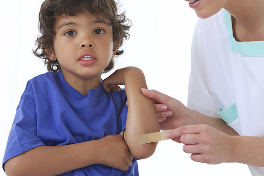 Infirmerie - Enfant  Blessure au coude