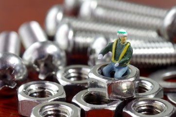 ナットと人形