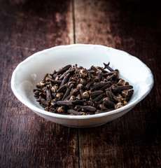 Cloves