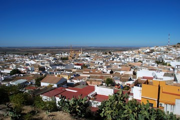 Obraz premium View over town rooftops, Osuna, Spain © Arena Photo UK